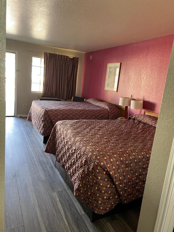 Country Inn Motel San Antonio Exteriér fotografie