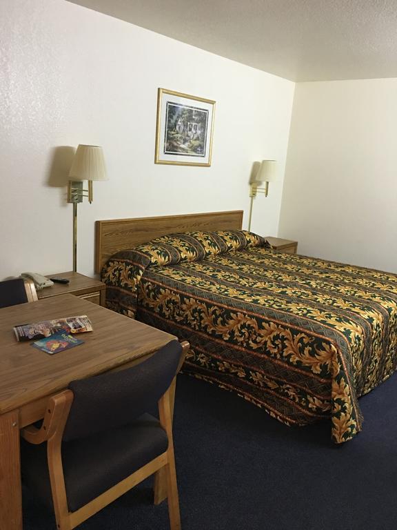 Country Inn Motel San Antonio Exteriér fotografie
